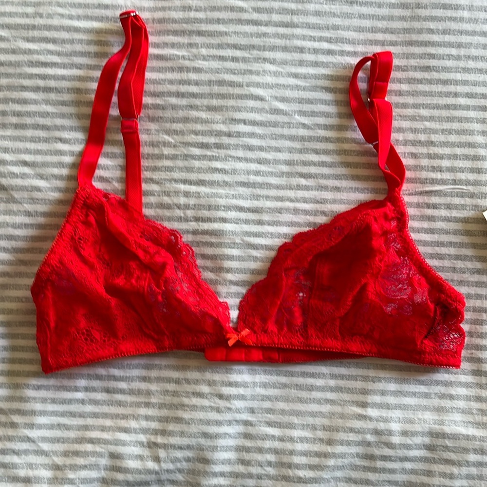 Deborah Marquit  Flower Soft Bra in Fluorescent Red